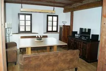 ツーリストアパートメント Ferienwohnung Laternenstube Im Rittergut Leppersdorf