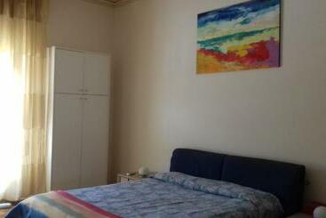 Bed and Breakfast Lottie S House