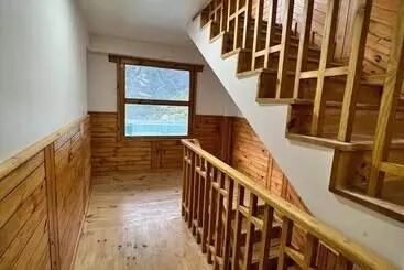 ホテル Camp De Base