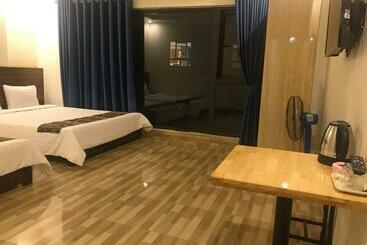 Hotel Minh Anh House