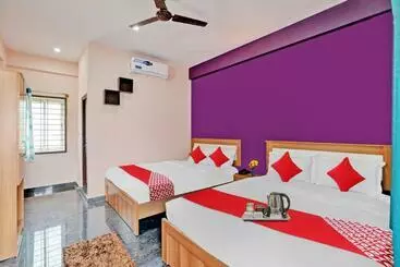 Otel Flagship 93452 The Runway Inn Resort