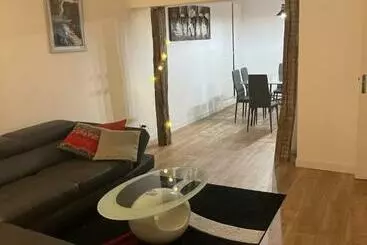 Apartamentos turísticos Le Parapluie Rouge