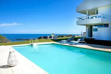 ツーリストアパートメント Impresionante Villa Sobre El Mar En El Mismo Comillas