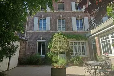 Turistlejligheder Maison De Maître, Un Coin De Verdure En Hyper Centre