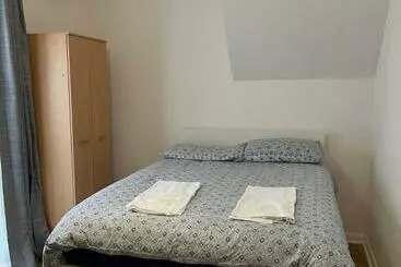 Apartaments turístics Midland Road Studio