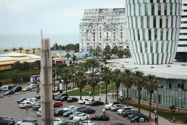 پانسیون Orbi City Sea View