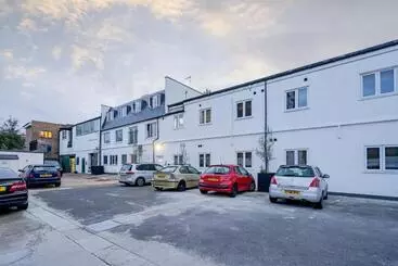 Turistihuoneistot City Sparrow Apartment Pad  1