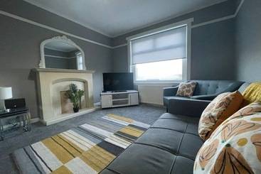 ツーリストアパートメント Raploch House