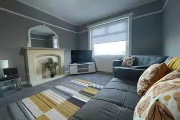 ツーリストアパートメント Raploch House