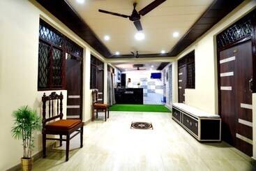 ホテル Goroomgo Royal Agrawal Palace Agra