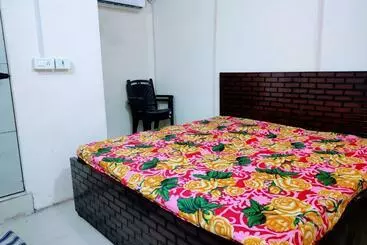 Hotel Viraz By Wb Inn