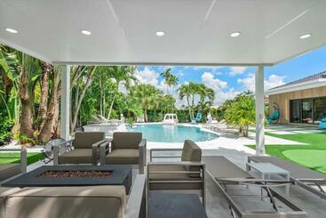 דירות לתיירים Villalee Jungle Palm Island White Marble Pool Area