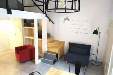 آپارتمان‌های توریست‌ها Dimora Ateneo   Nel Centro Della Città