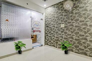 Hotel Flagship 92837 Krishna Guest House