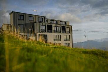 پانسیون Coconea S Home