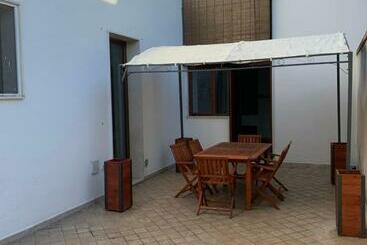 דירות לתיירים Casa Vacanza “lillo 16”