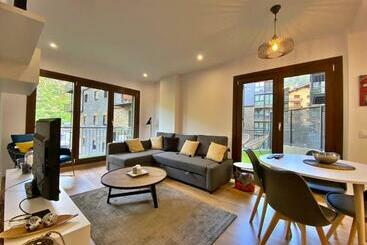 Turistlejligheder Apartamento En Encamp, Anyó 2. Hasta 6 Personas