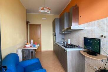 Apartamenty turystyczne Appartamento Con Terrazzo Sul Mare