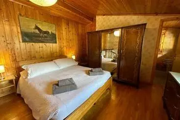 ツーリストアパートメント Home In Bormio