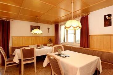 茅舍 Haus Adlerhorst