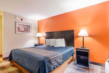 Отель Americas Best Value Inn   Mableton