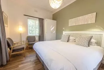 Majatalo Ballinderry The Robertson Guest House