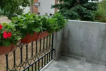 آپارتمان‌های توریست‌ها Apartman Slojevito