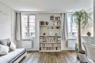Apartamentos turísticos Large Studio Two Steps To Vincennes Castle At The Doors Of Paris   Welkeys