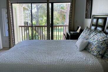 관광객 아파트 Hello Sunshine 321... Lift Off