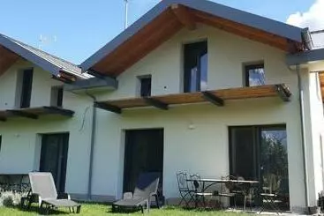 Appartamenti turistici I Laghee Casette Breva E Tivano  Garden Parking Lake View   Bike Friendly Holiday House