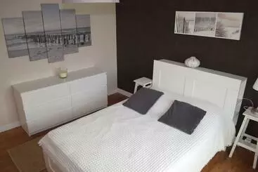ツーリストアパートメント Maison Bord De Mer