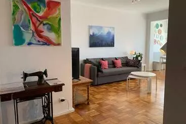 ツーリストアパートメント Sunset Guest Home