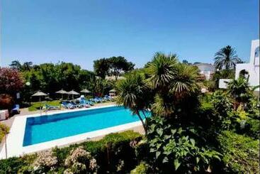 Vakantie-appartementen Urb Jardines De Sotogrande Dúplex, 120 M2