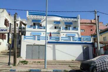 ツーリストアパートメント Villa Moulay Bousselham