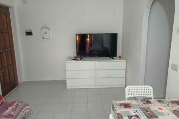 游客公寓 Appartamento Di 70mq Arredato A 600m Dal Mare