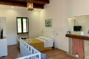 Apartamenty turystyczne B&b Nonno Loreto