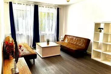 ツーリストアパートメント Geräumige Wohnung Im Herzen Kassels