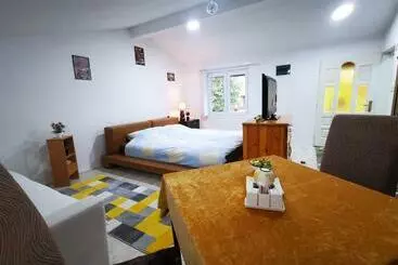 آپارتمانهای توریستها White Apartment Sarajevo Free Parking