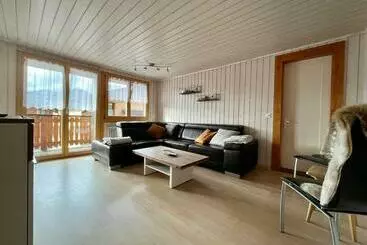 Turistihuoneistot Chalet Diana   Spacious Flat   Village Core   South Facing   Ski In/ski Out