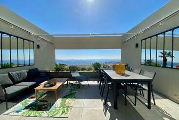 Turista apartmanok Superbe T2 44m2   Grande Terrasse Vue Mer Panoramique Exceptionnelle Piscine   Parking