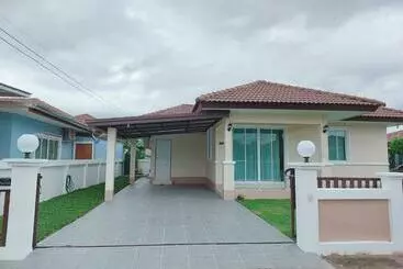 Apartamente turistice Happy Space วิลล่าทั้งหลัง 2นอน 2น้ำ ฟรี Wifi จอดรถ