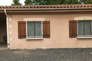 شقق خاصة سياحية Le Paysage   Le Studio Pmr