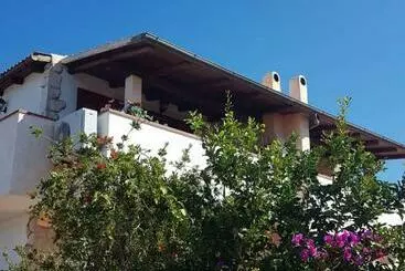 ツーリストアパートメント Villa Chiara