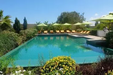 ホテル Les Cyprès