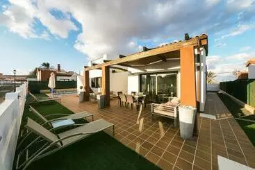 Ferienwohnungen Villa James