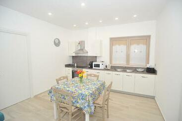 Apartamentos turísticos Aloha House