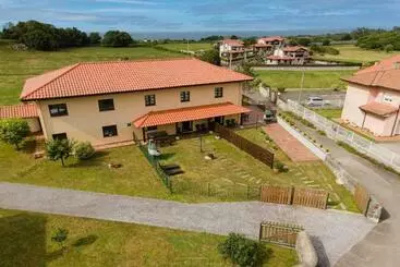 Turistihuoneistot Apartamentos El Acebo