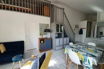 ツーリストアパートメント Appartement De 55m2 Refait à Neuf Proche Mer