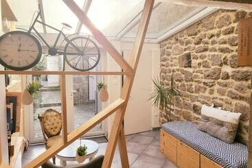 דירות לתיירים L Héméra: Maison Au Coeur De Barfleur