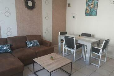 Apartamente turistice Appartement Plain Pied Proche Centre Ville